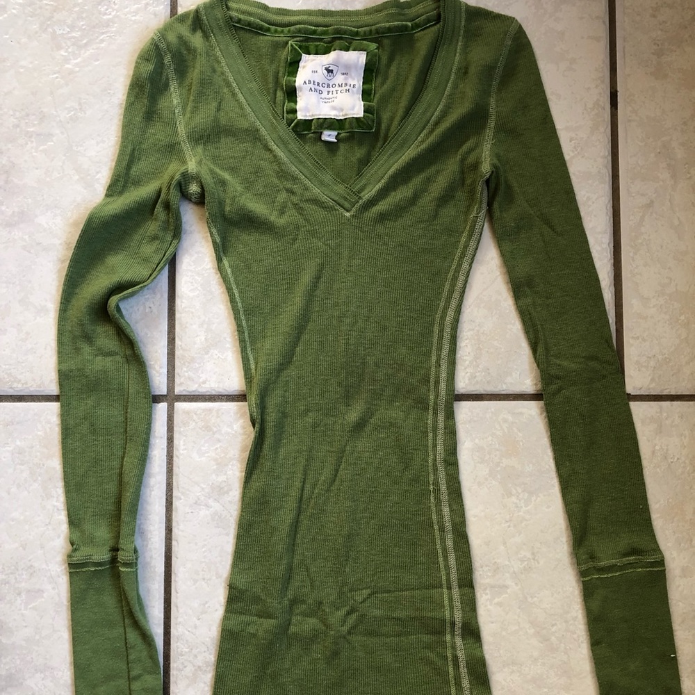 Long sleeved, v neck, Abercrombie and Fitch tee